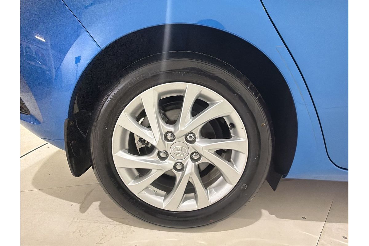 2017 Toyota Corolla Hybrid ZWE186R