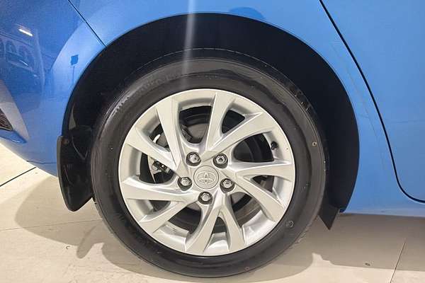 2017 Toyota Corolla Hybrid ZWE186R