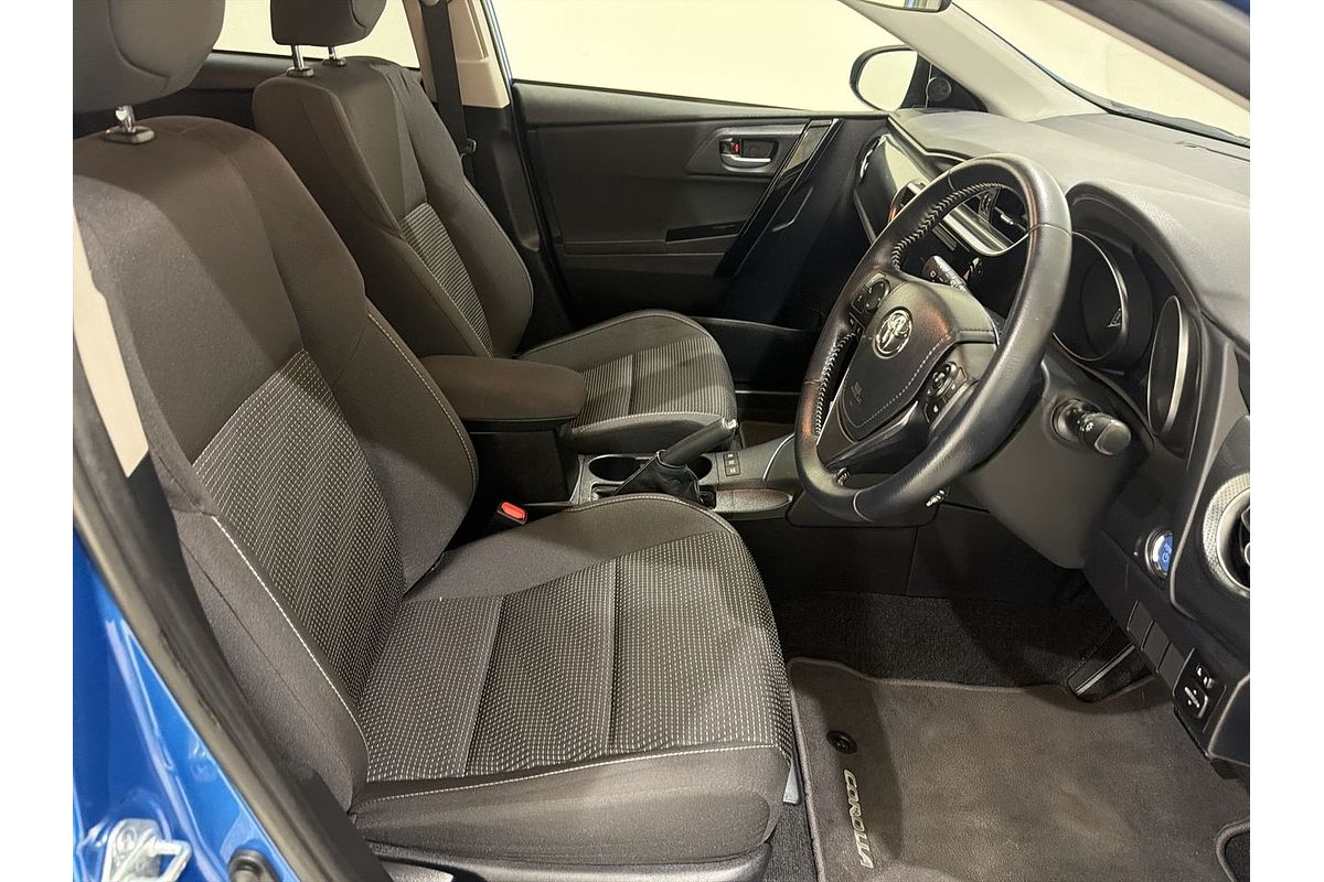 2017 Toyota Corolla Hybrid ZWE186R