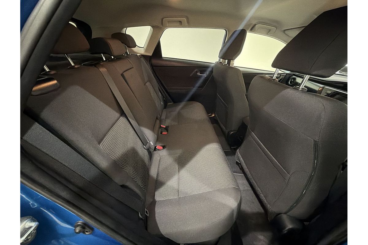 2017 Toyota Corolla Hybrid ZWE186R
