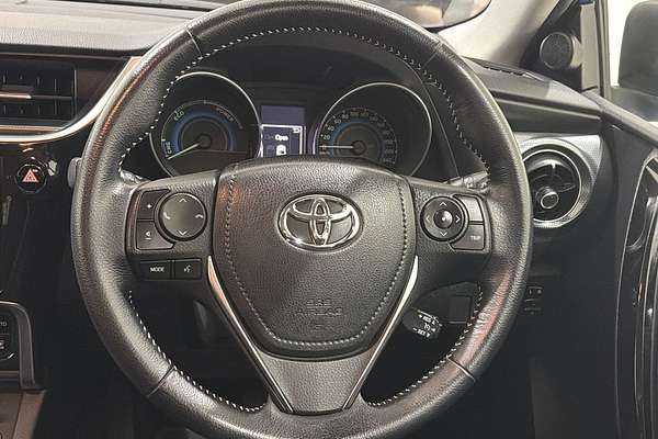 2017 Toyota Corolla Hybrid ZWE186R
