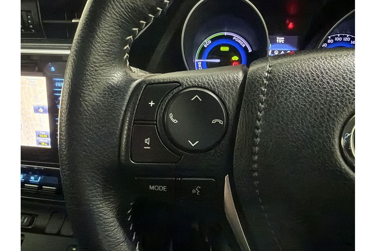 2017 Toyota Corolla Hybrid ZWE186R