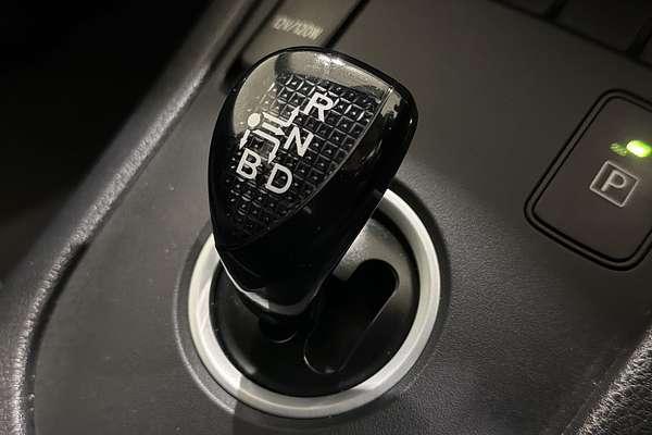 2017 Toyota Corolla Hybrid ZWE186R