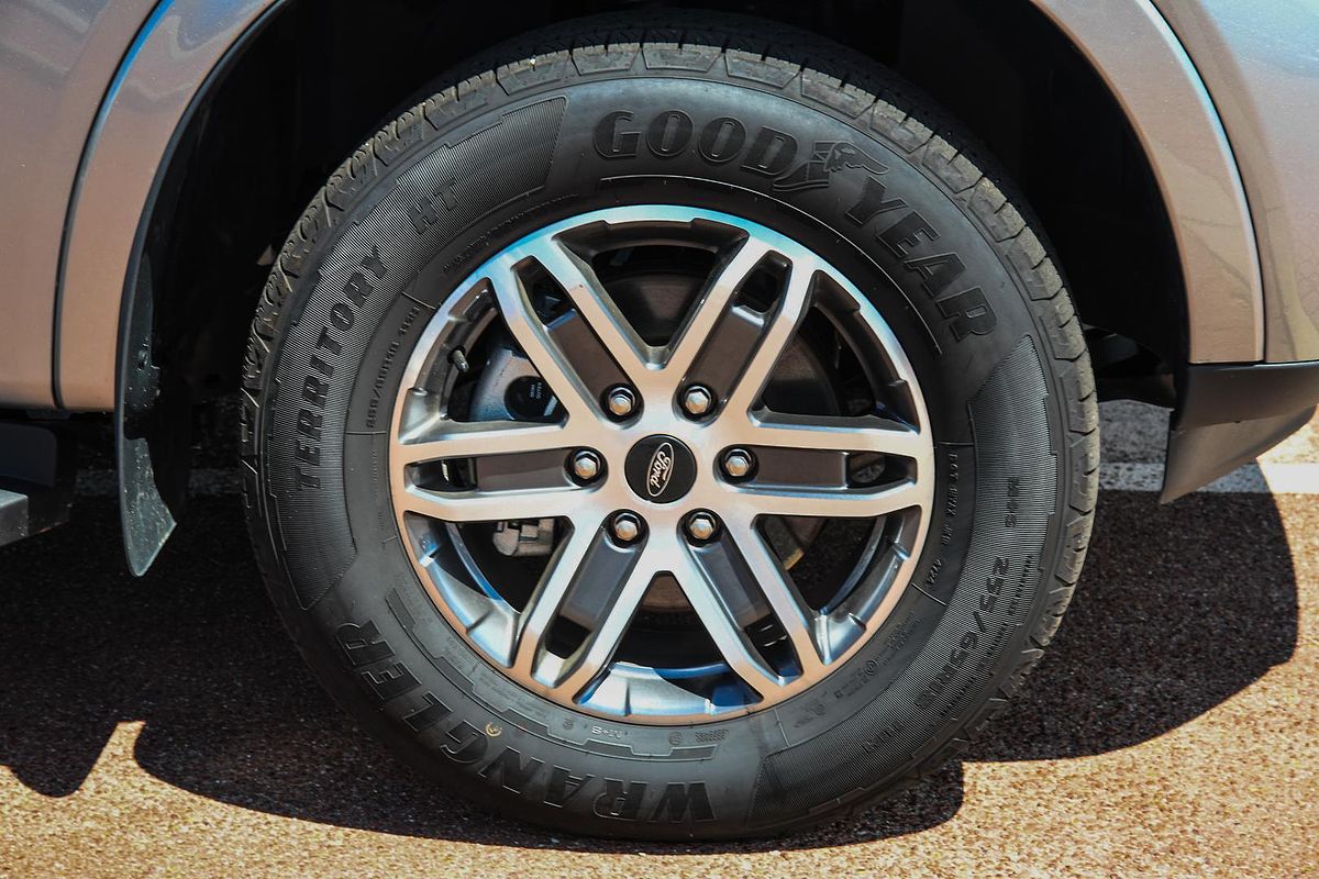 2025 Ford Everest Trend 2.0L