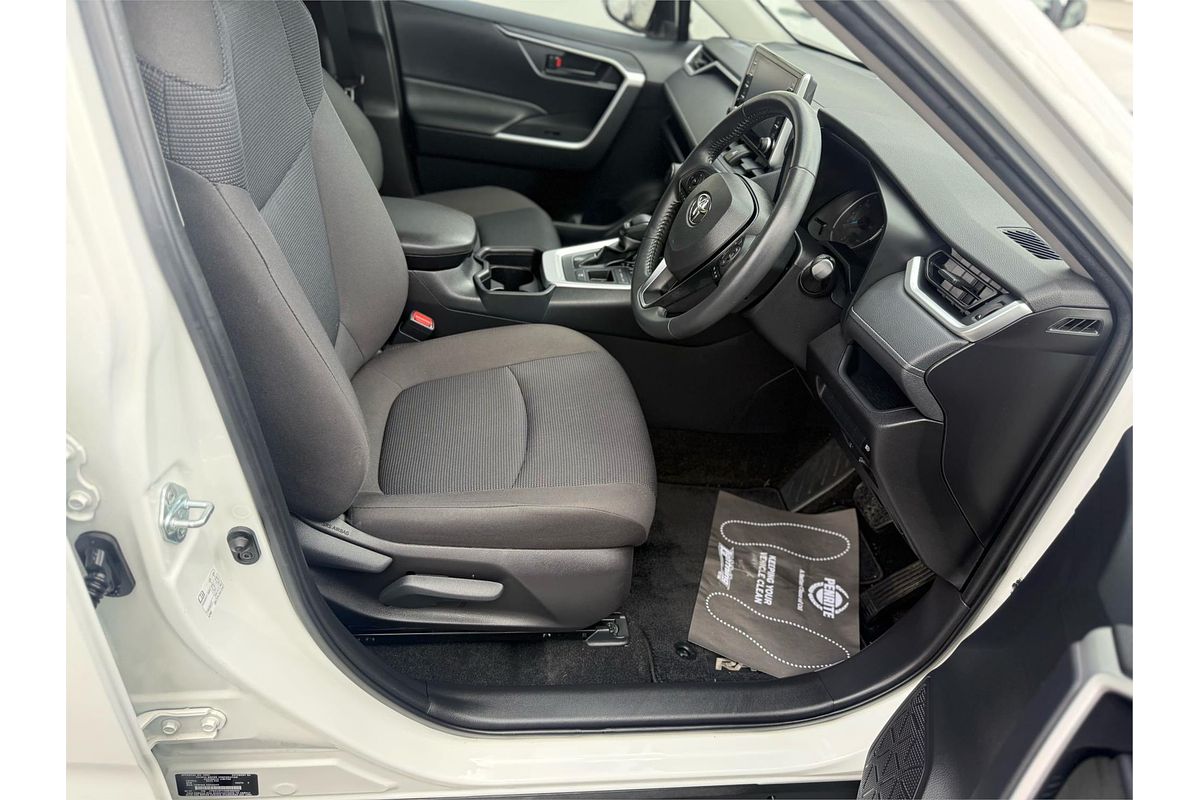2021 Toyota RAV4 GX AXAH52R