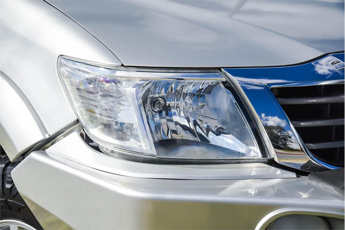 2013 Toyota Hilux SR5 KUN26R 4X4