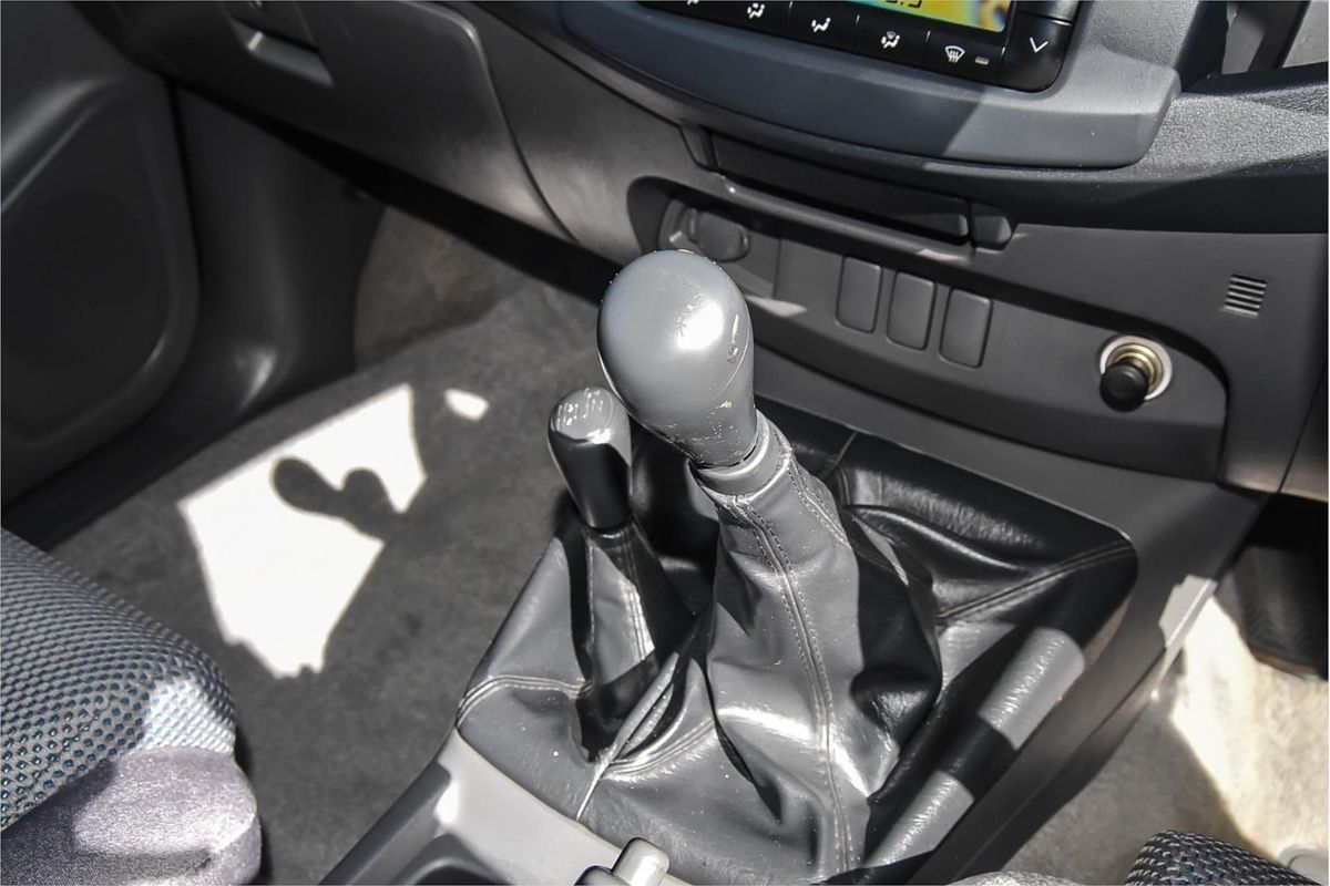 2013 Toyota Hilux SR5 KUN26R 4X4