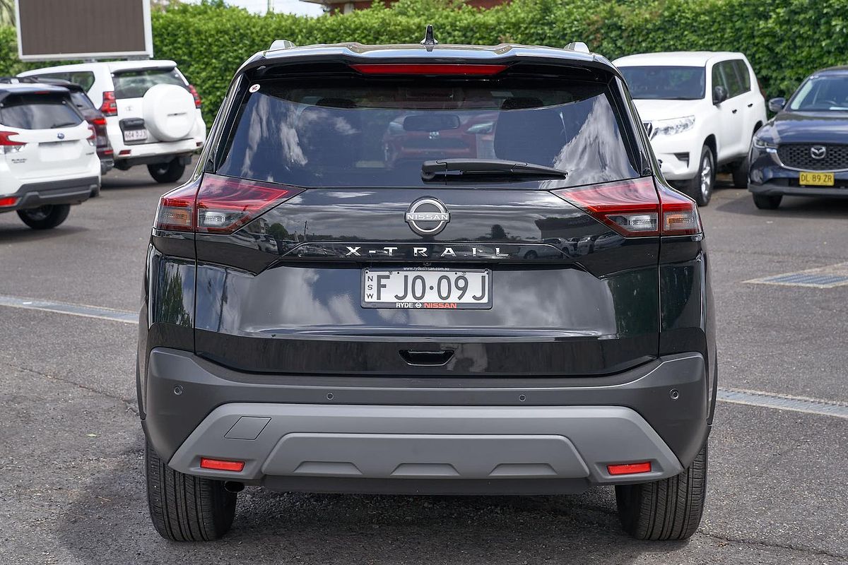 2024 Nissan X-TRAIL ST-L T33