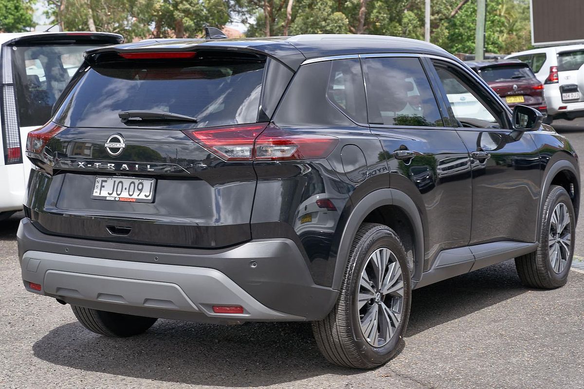 2024 Nissan X-TRAIL ST-L T33