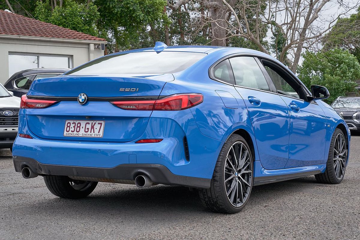 2023 BMW 2 Series 220i M Sport F44