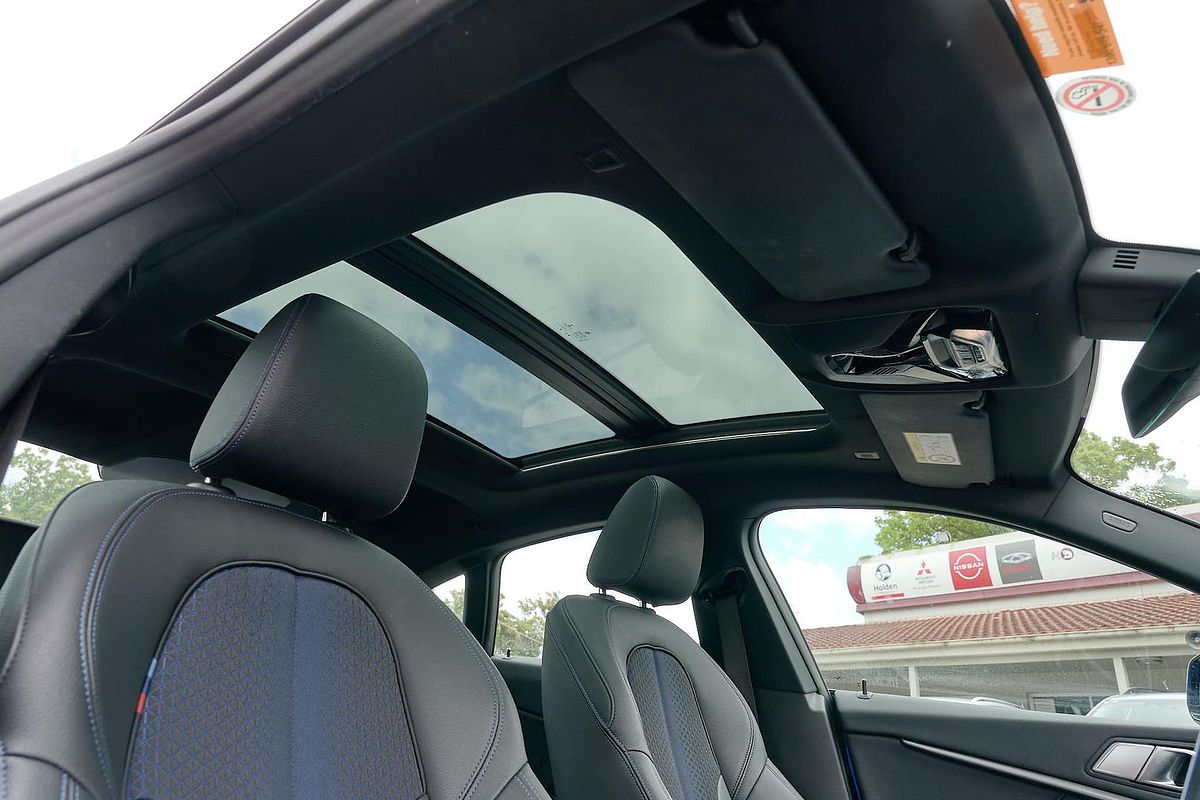 2023 BMW 2 Series 220i M Sport F44