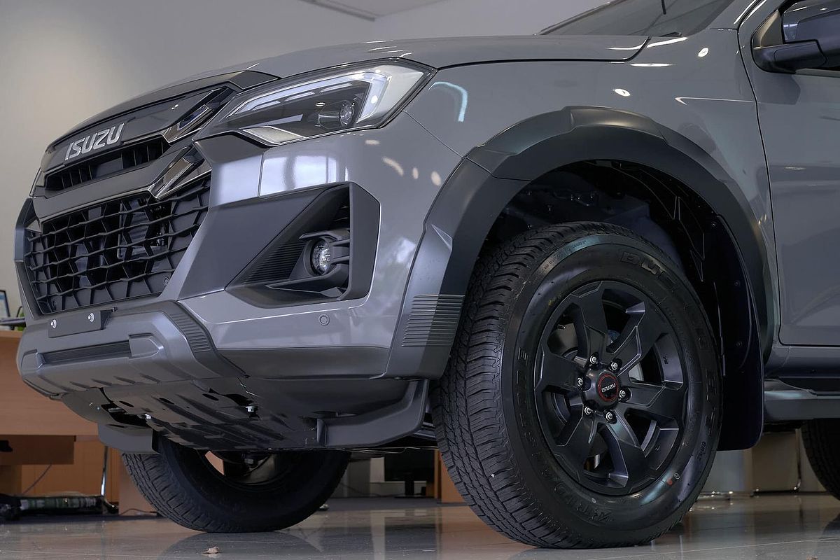 2025 Isuzu D-MAX X-TERRAIN 4X4