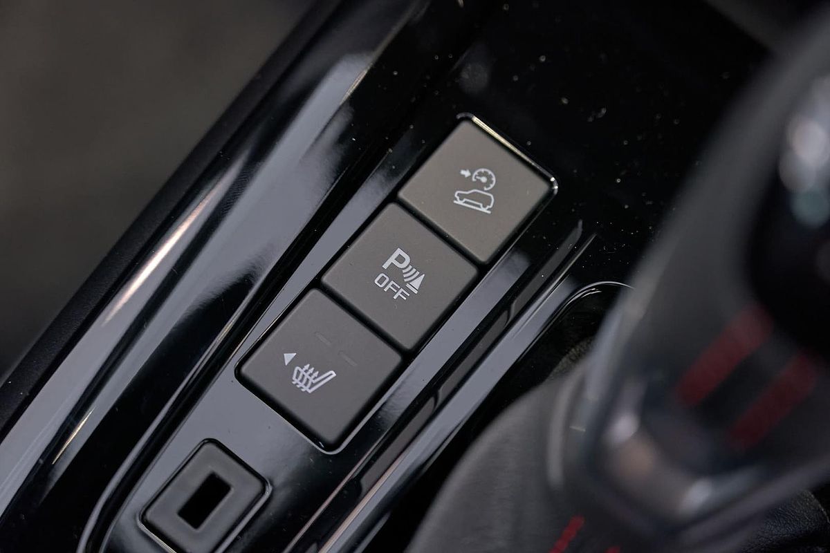 2025 Isuzu D-MAX X-TERRAIN 4X4