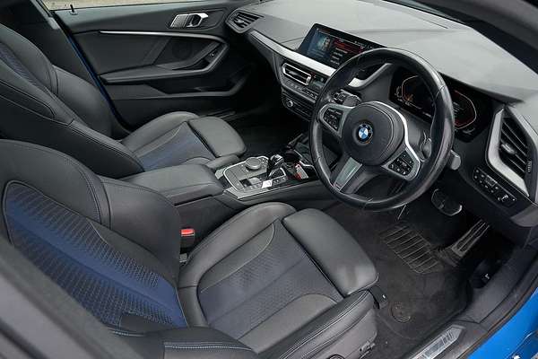 2023 BMW 2 Series 220i M Sport F44