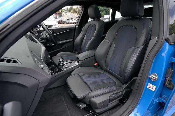 2023 BMW 2 Series 220i M Sport F44