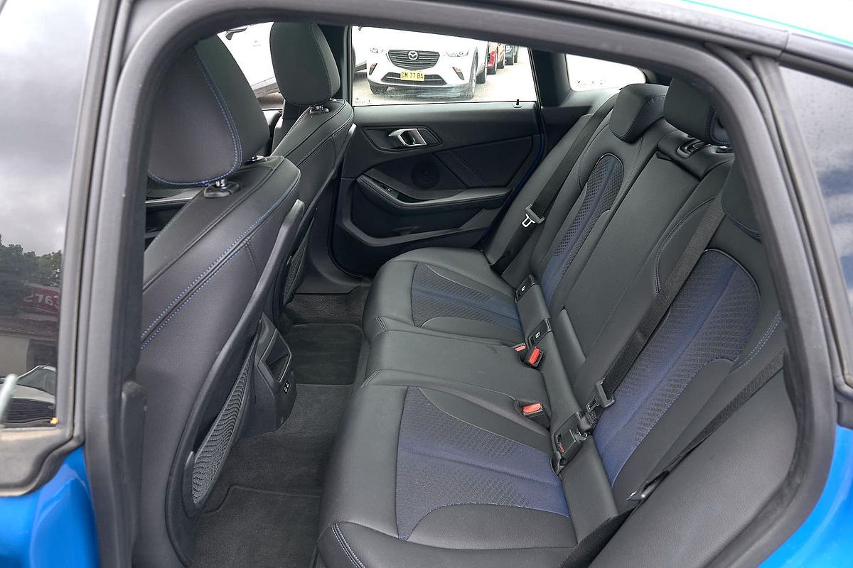 2023 BMW 2 Series 220i M Sport F44