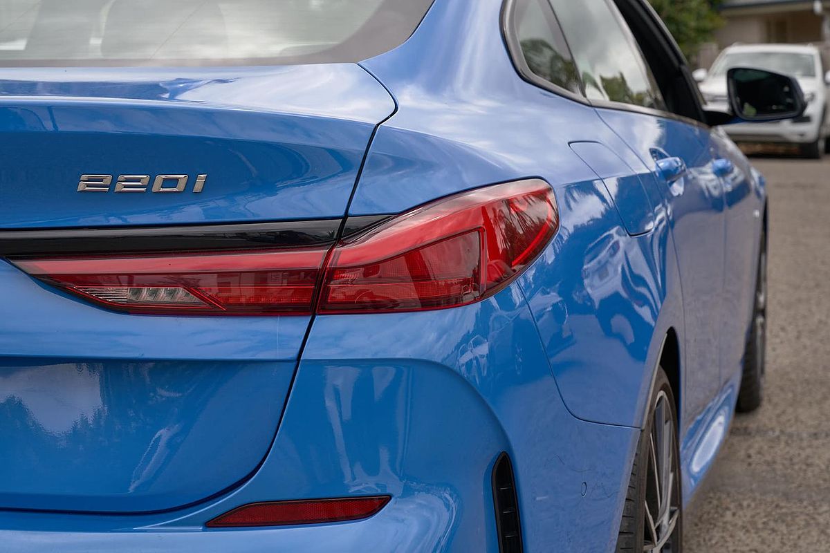 2023 BMW 2 Series 220i M Sport F44