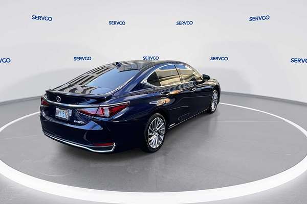 2022 Lexus ES Ultra Luxury