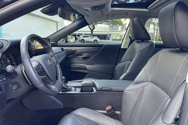 2022 Lexus ES Ultra Luxury