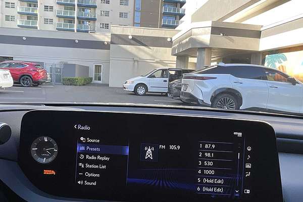 2022 Lexus ES Ultra Luxury