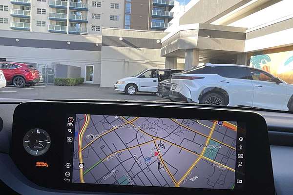 2022 Lexus ES Ultra Luxury