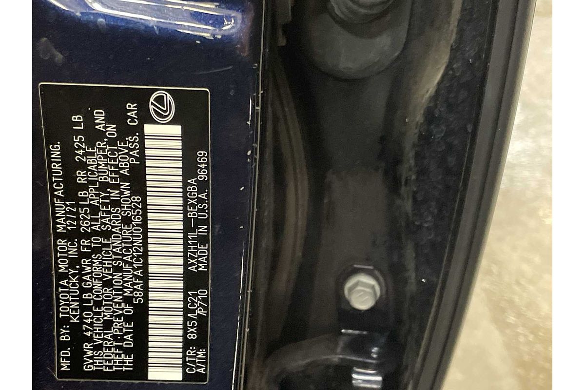 2022 Lexus ES Ultra Luxury