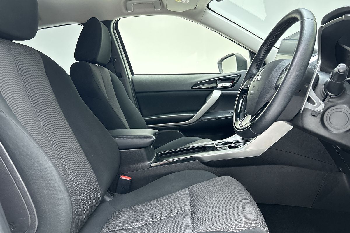 2023 Mitsubishi Eclipse Cross LS YB