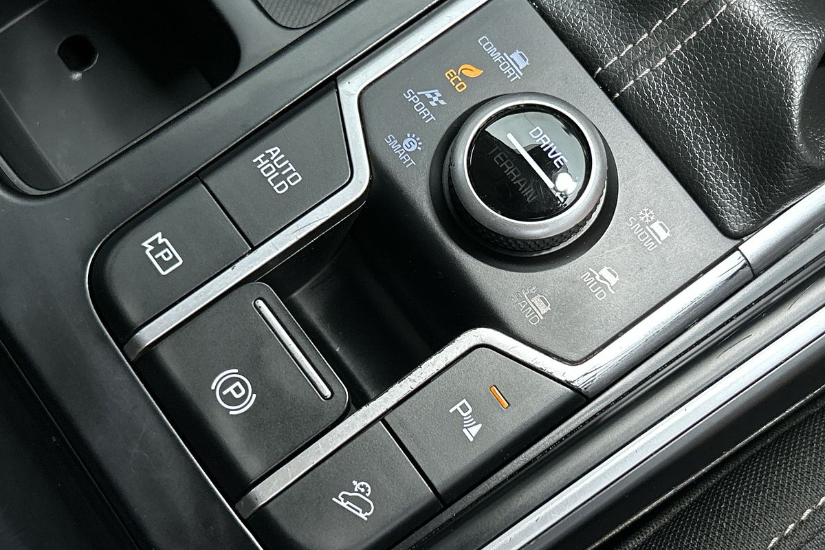 2022 Kia Sorento S MQ4