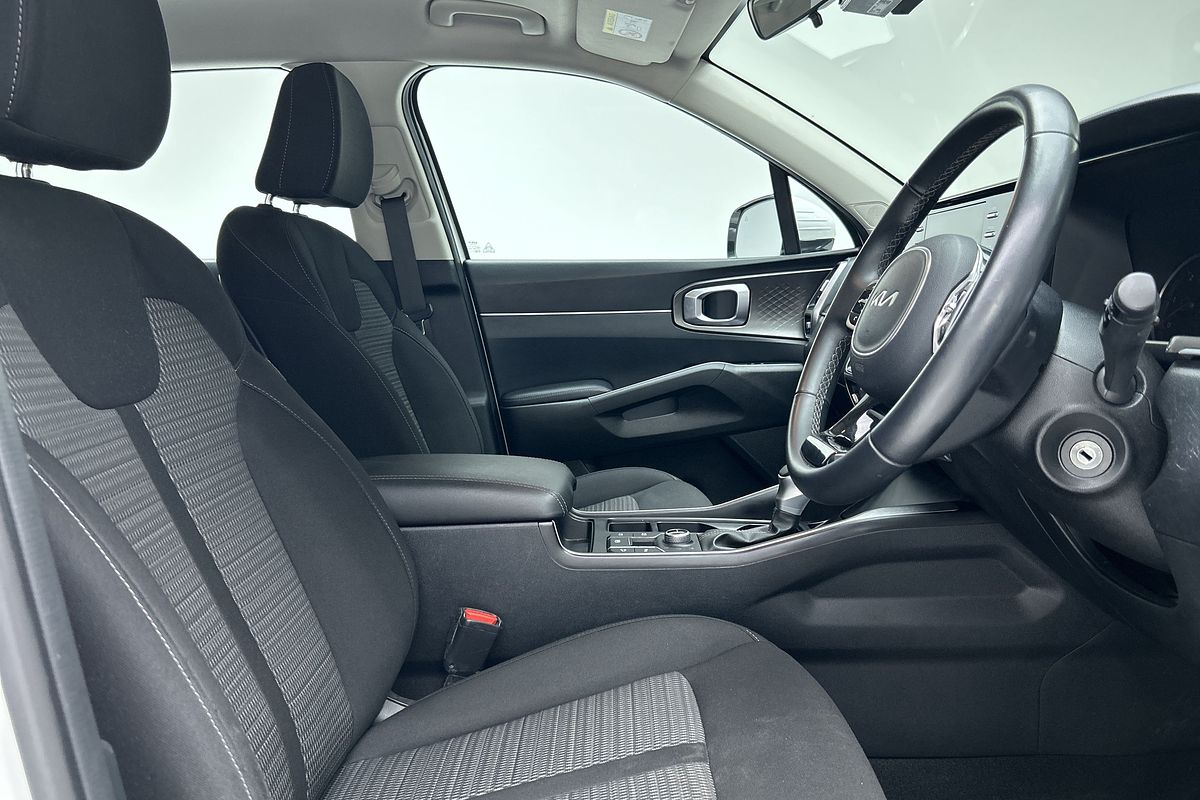 2023 Kia Sorento S MQ4
