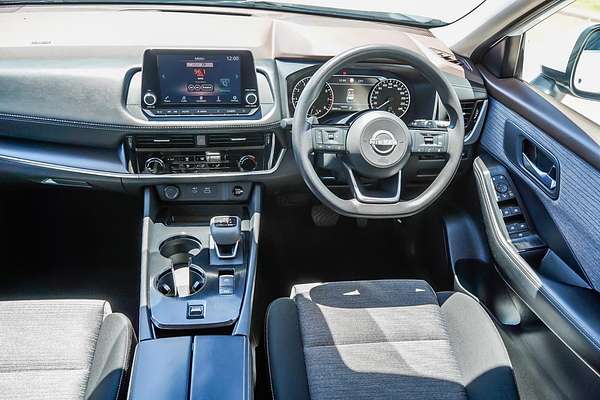 2024 Nissan X-TRAIL ST T33
