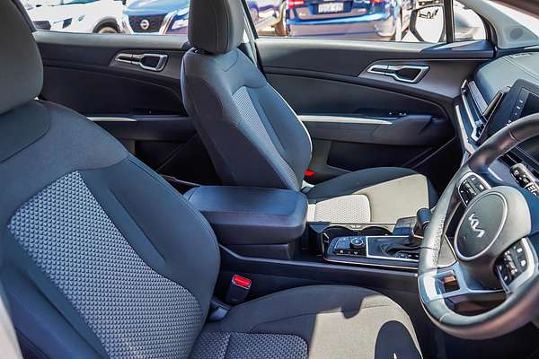 2025 Kia Sportage S NQ5