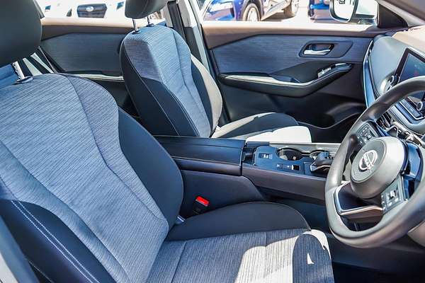 2024 Nissan X-TRAIL ST T33
