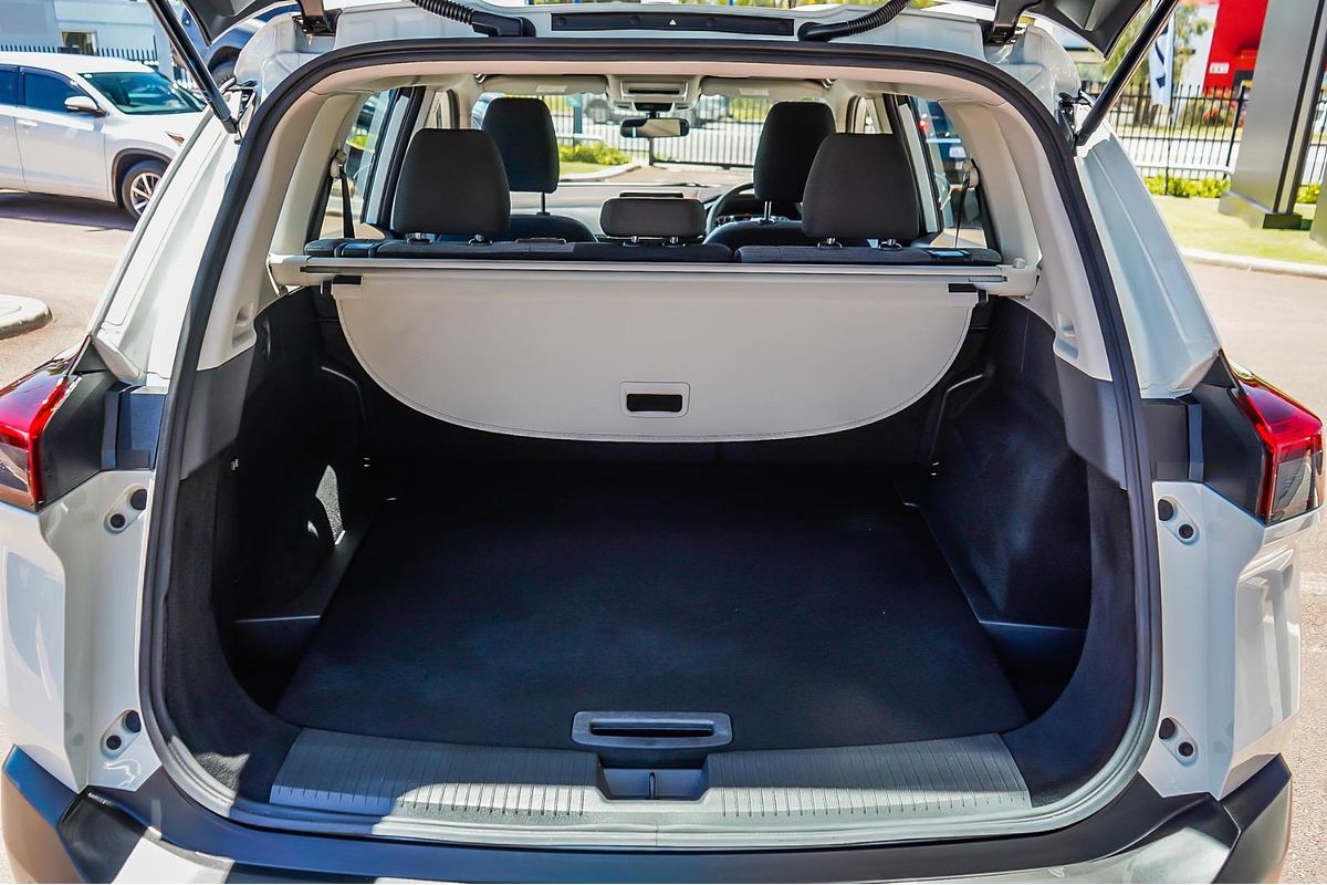 2024 Nissan X-TRAIL ST T33