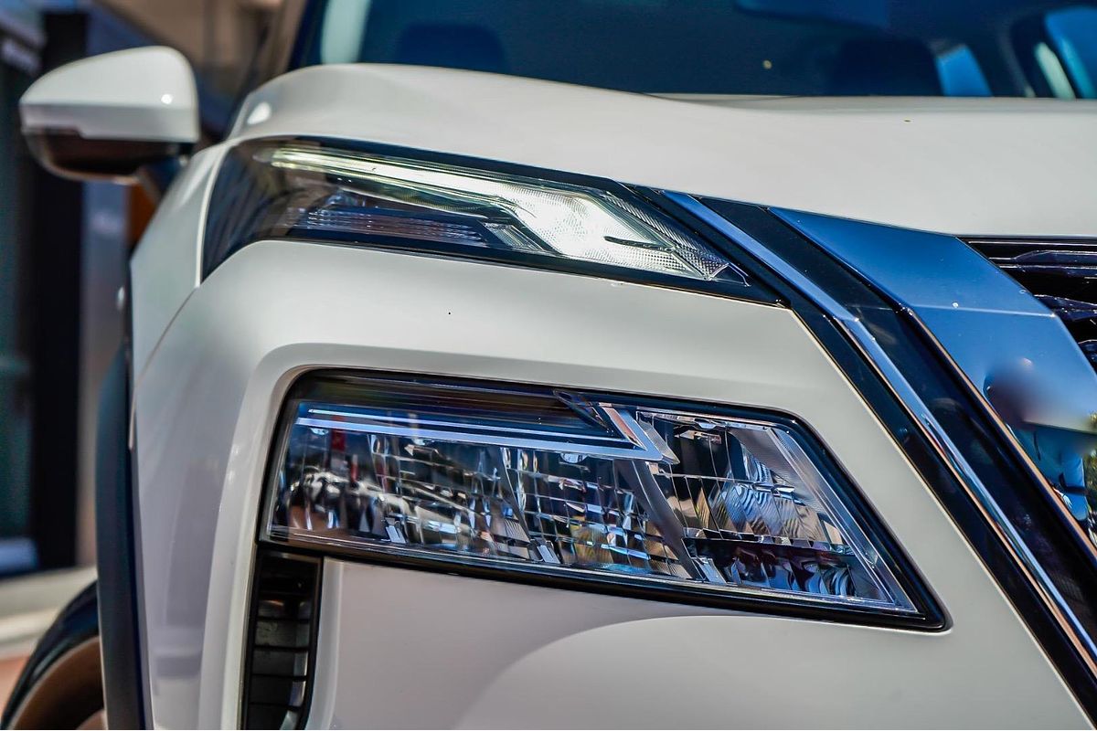 2024 Nissan X-TRAIL ST T33