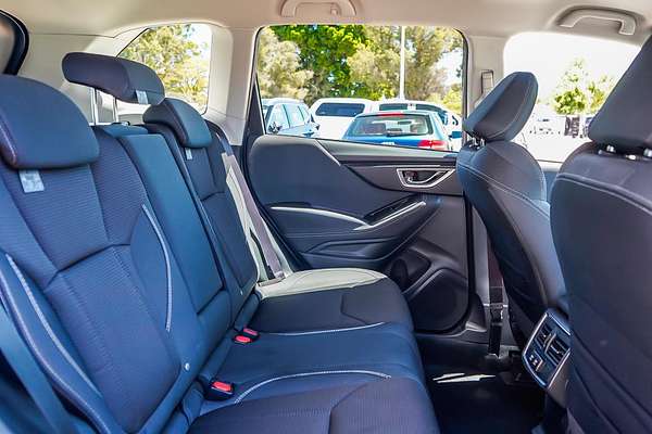 2025 Subaru Forester 2.5i S5