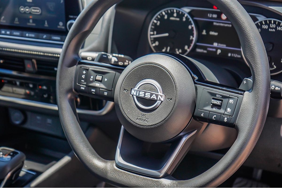 2024 Nissan X-TRAIL ST T33