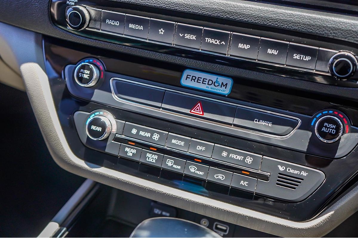 2019 Kia Carnival Platinum YP