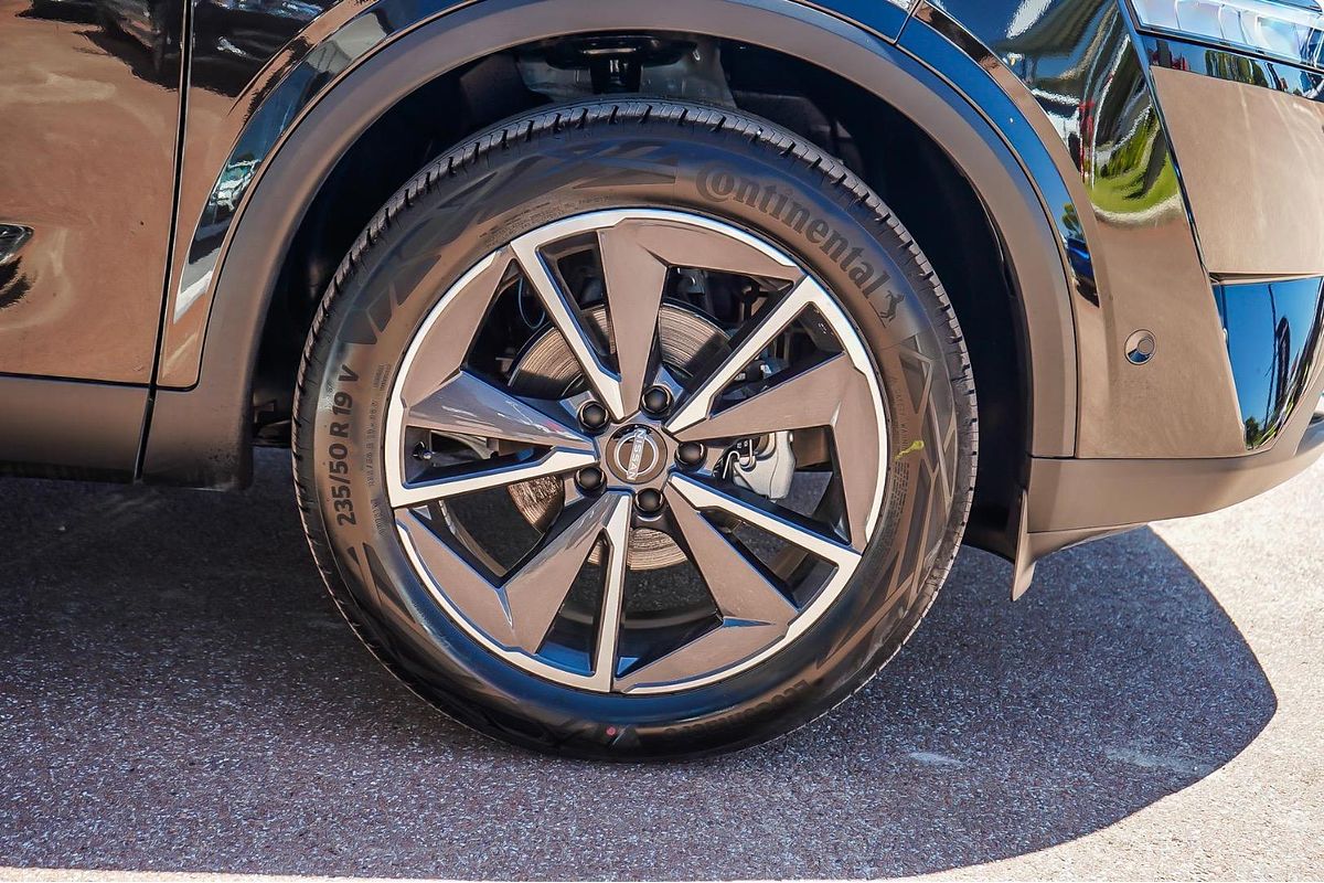 2024 Nissan QASHQAI Ti J12