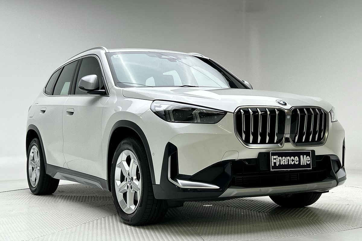 2022 BMW X1 sDrive18i U11