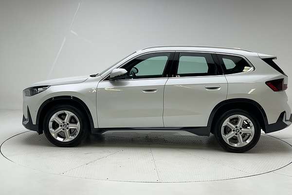 2022 BMW X1 sDrive18i U11