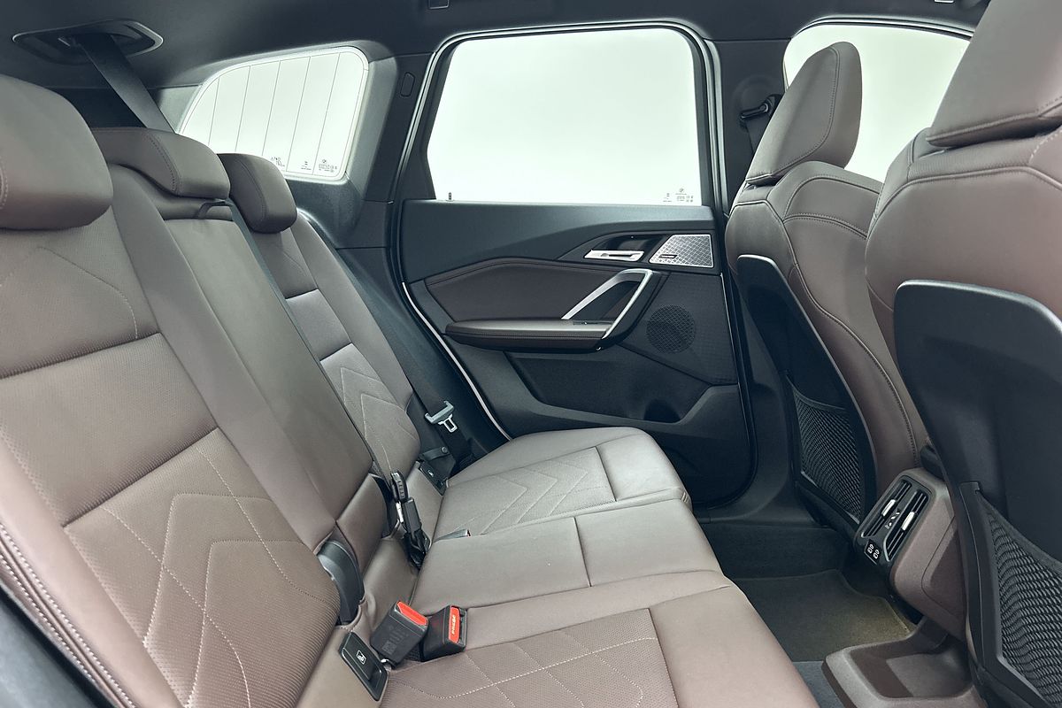 2022 BMW X1 sDrive18i U11