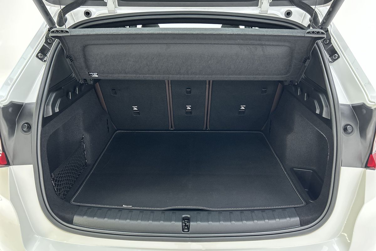 2022 BMW X1 sDrive18i U11