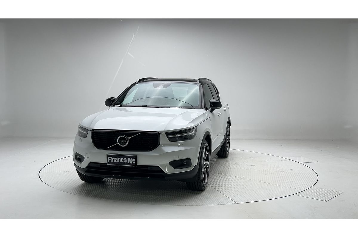 2019 Volvo XC40 T5 R-Design