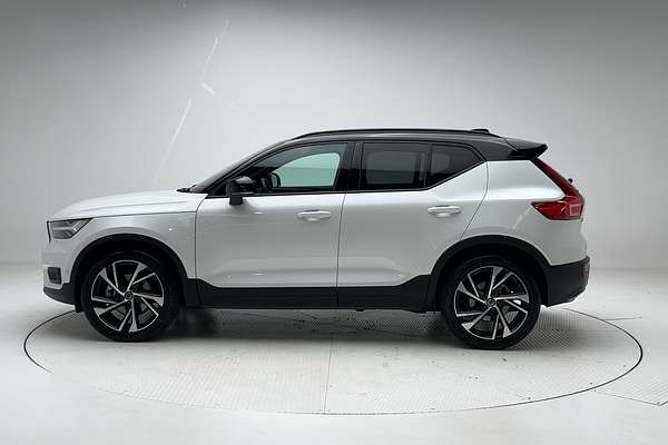 2019 Volvo XC40 T5 R-Design