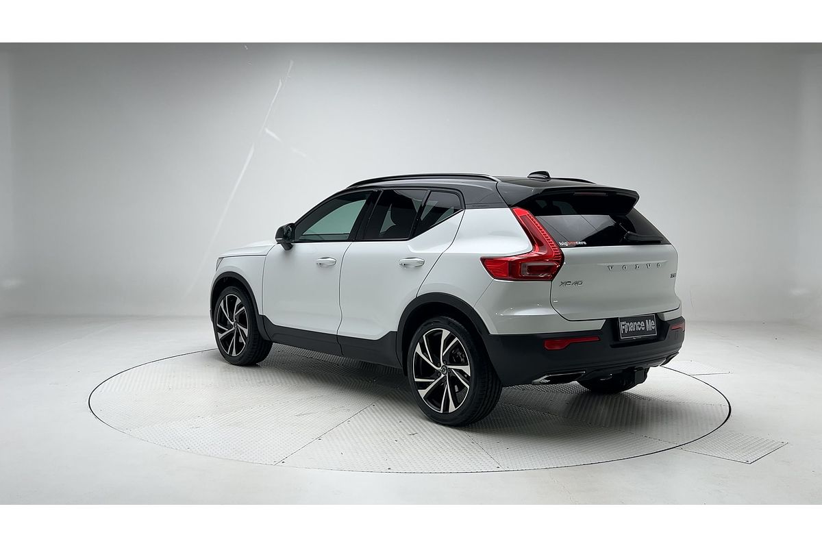2019 Volvo XC40 T5 R-Design