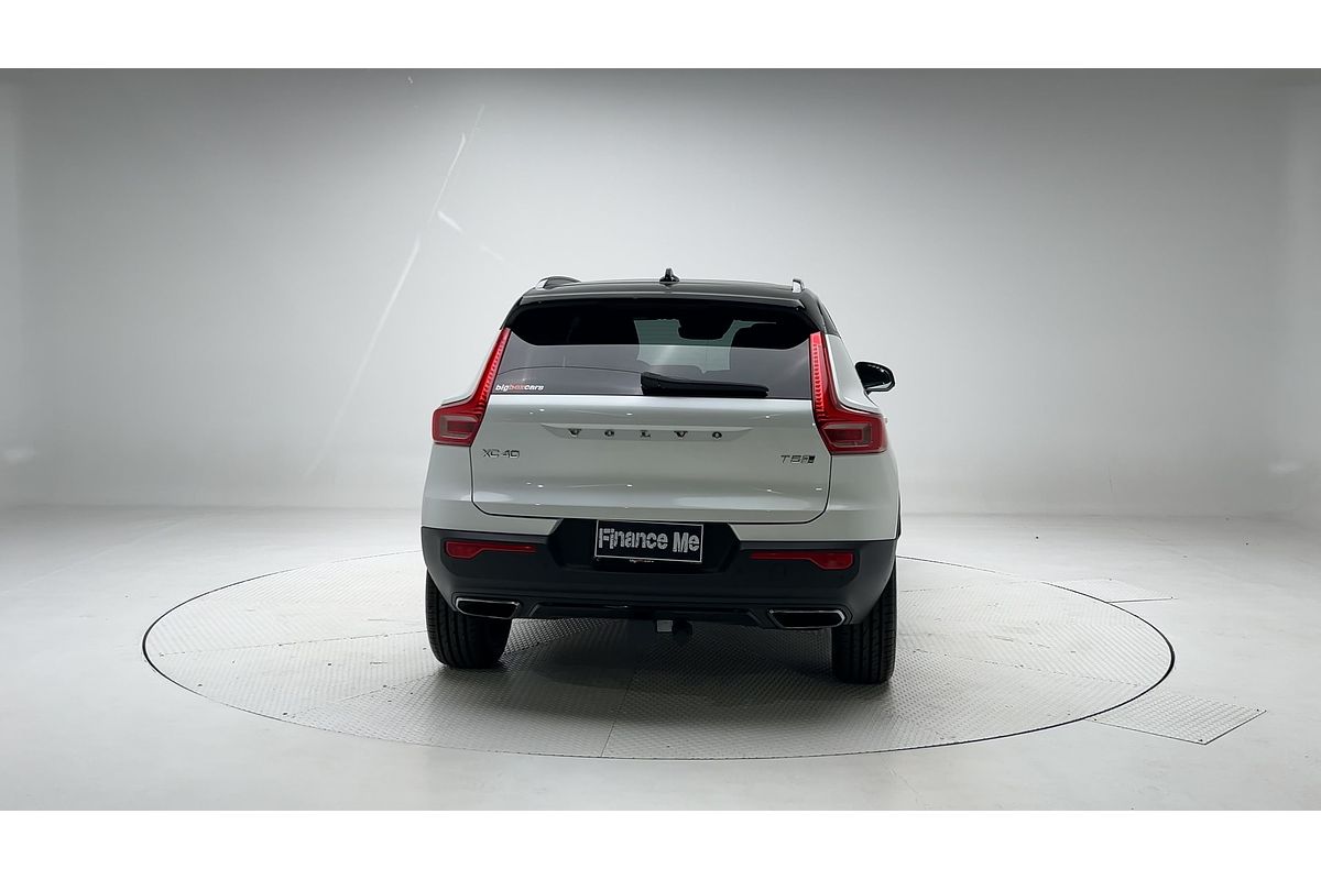 2019 Volvo XC40 T5 R-Design