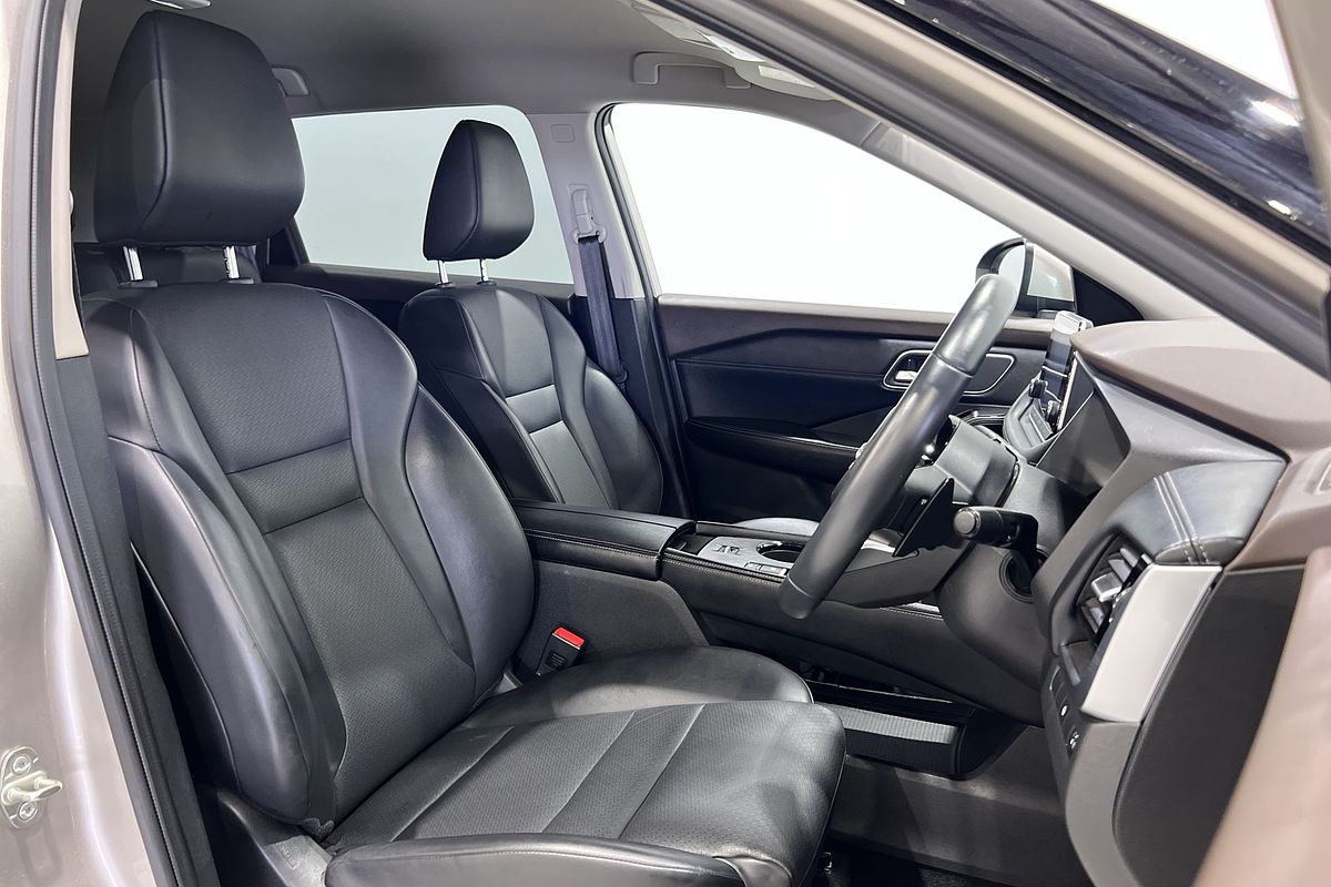 2023 Nissan X-TRAIL ST-L T33