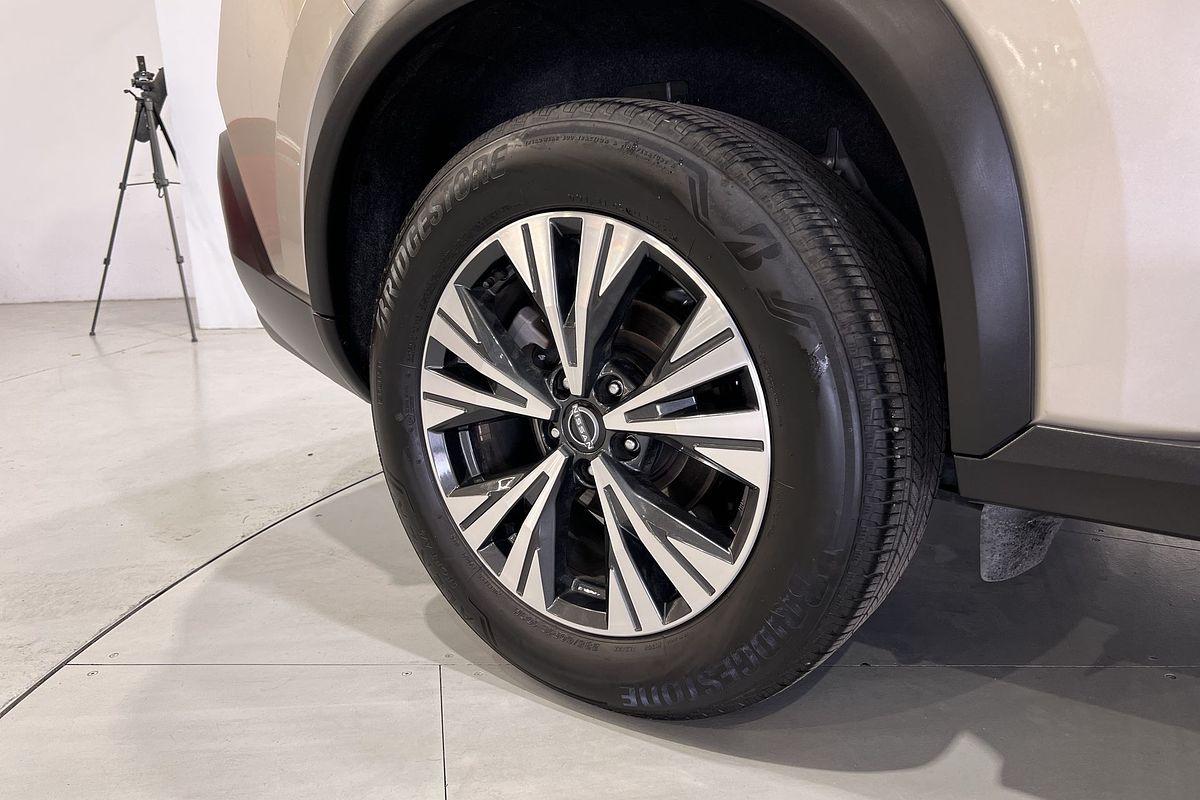 2023 Nissan X-TRAIL ST-L T33