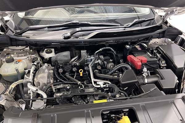 2023 Nissan X-TRAIL ST-L T33