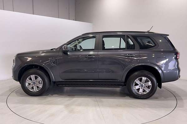 2024 Ford Everest Ambiente 2.0L